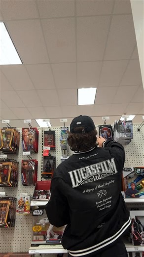 Brent Simmons | @target help a Star Wars nerd out. I just want the Maul figure 😭 #starwars #maulshadowlord #darthmaul #starwars #target | Instagram