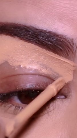 Sultry Neutral Cut Crease With Smudged Kohl On Hooded Eyes