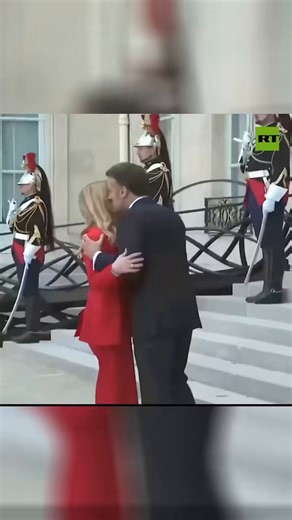 @GiorgiaMeloni @WilliamsRuto Atleast President of Kenya didn’t make it awkward like France Macron 🇫🇷