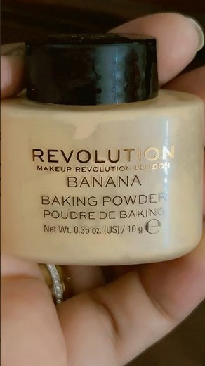 Flawless Base Secret ✨ Revolution Banana Powder ReviewPerfect for Oily & Combination Skin 💛