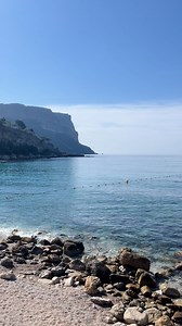 182K views · 5K reactions | Un matin de rêve sur la plage de Cassis  #cassis #cassishd #calanques #capcanaille #suddelafrance #provence #cotedazur #jaimelapaca #france #fenetresurcassis #fenêtresurcassis #CassisTourisme #DestinationCassis #ExploreCassis #CalanquesParadisiaques #MediterraneeForever #VacancesDeRêve | Cassis 4 Saisons | Facebook