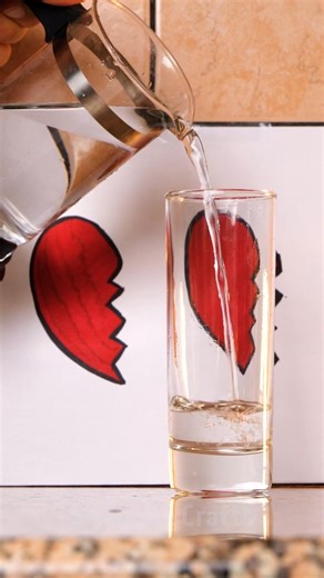 2.4M views · 2.6K reactions | Not magic, but science | 5-Minute Crafts | Facebook