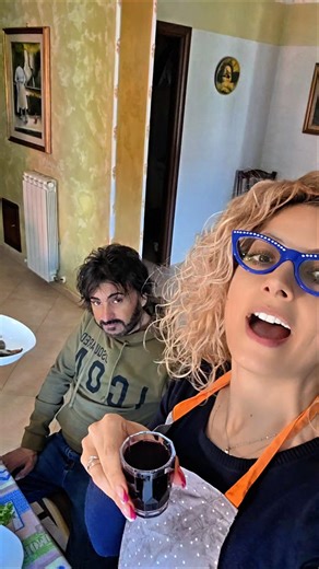 Una FELICE pasqua in famiglia 😅 #acapí #coppiecomiche #vitadicoppia ##ironia #pasqua #calabria