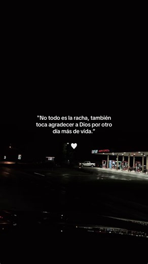 “No olvidemos dar gracias a Dios.”🤍 #Gracias #Dios #Amen #diosteama #parati