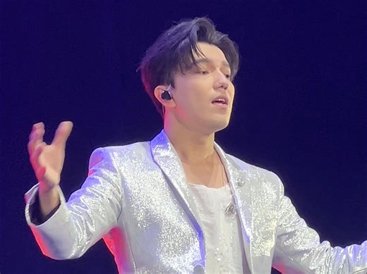 Dimash迪玛希-【累鹅粉丝大合唱】-德国杜塞尔多夫演唱会2024-11-24