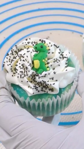 Cupcake Toppers for Dragon and Dinosaur Lovers