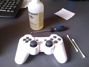 Tuto: comment réparer/nettoyé manette ps3 (les commandes répondent mal)