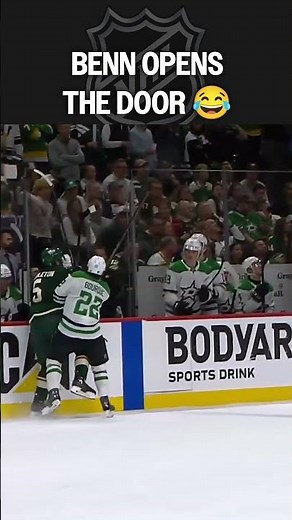 That’s Texas Hospitality 😂🤠 #nhl #shorts