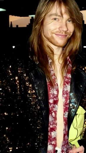 Young Axl Rose 1986 Skateboarding in LA! 🛹 #gunsnroses #axlrose