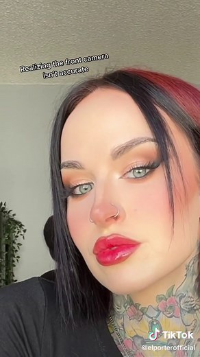 Still gonna contour tho #mua #frontcamera #facezoom #goth #alt #emo