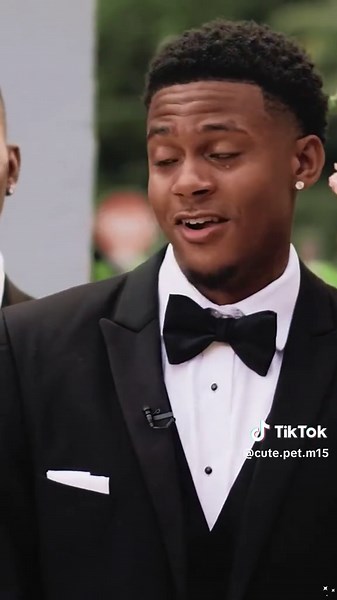 The groom sheds tears at the wedding#feeling #familytime #wedding #cute #love #sweet #groom