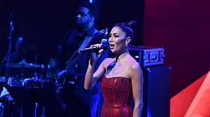 NY: The American Heart Association's Red Dress Collection red carpet and concert 2026 - 67260462