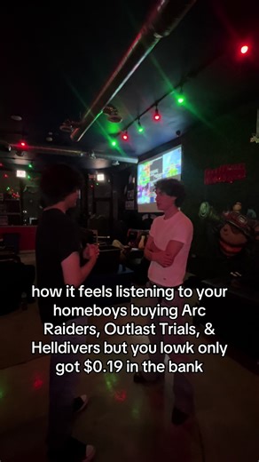 Does Steam take Klarna tho 🤨🤨 📍Midlane Esports - Esports Gaming Lounge 2741 N Milwaukee Ave, Chicago, IL 60647 #chicago #gaming #funny #gaming #arcraiders