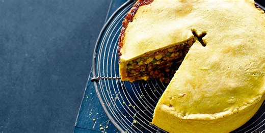 Vegan samosa pie