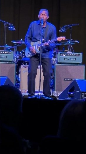 Robert Cray Band live from San Diego -4! -Strong Persuader
