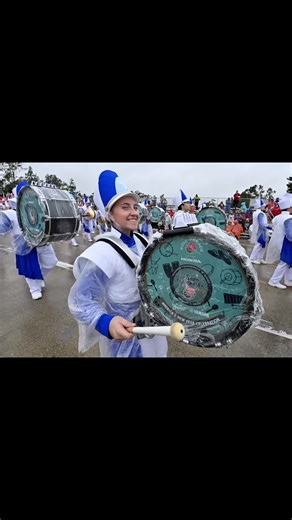 Bands of America Honor Band! The Bands of America Honor Band is a national honor ensemble made up of top high school wind, percussion, and color guard performers from across the United States. It’s not a competitive band in the traditional BOA contest sense — instead, it’s a prestigious invitational group that represents the very best in scholastic music performance. Agrose Parade 1 🎺 What It Is The Bands of America Honor Band is a 300-piece national ensemble composed of student musicians selec