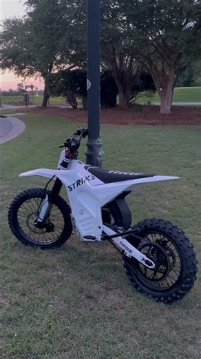 Strike shadow SX #4urpage #automobile #ebike #strikeshadow #surron #subscribe #eridepro