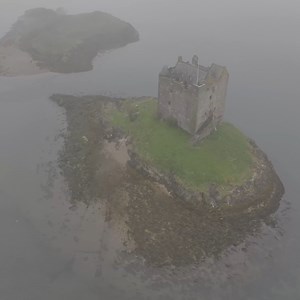 18K views · 1.1K reactions | Castle Stalker covered in mysterious mist.  #CastleStalker #Scotland #VisitScotland #TheKiltedPhoto VisitScotland | The Kilted Photographer | Facebook