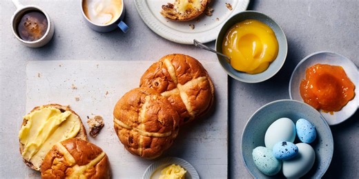 From sweet to swicy: 13 ways to eat hot cross buns that aren’t butter