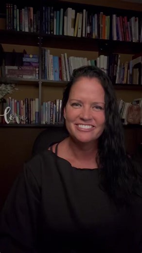 ✨ What if the version of “success” you’ve been chasing isn’t even yours? 🎥 Watch Now: Permission to Redefine What Success Looks Like 💡 In this video: • Why chasing others’ success leads to burnout • How redefining success creates peace and alignment • 3 steps to design your personal version of success 💫 Intention: I honor my unique path by creating my own definition of success. 💬 How would success feel—not just look—if you defined it today? 🌀 Ready to rewrite what success means for you? Boo