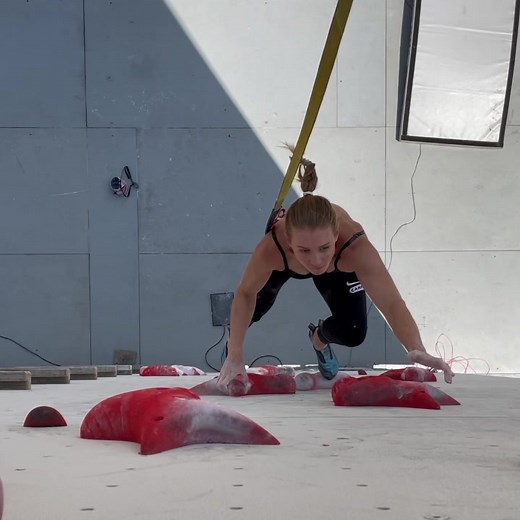 Speed Climbing Techniques for Indoor Walls