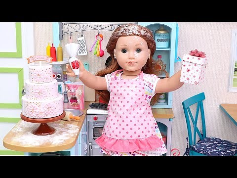 Doll makes wedding cake! Play Dolls story in the kitchen