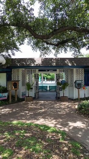 The Texas Pool is now open for the summer! This 168,000-gallon saltwater pool was built in 1961 as the first ever Texas-shaped pool and has since been registered as a National Landmark. The pool is maintained by a nonprofit and has been sustained by community involvement and a team of volunteers ever since. Be sure to check it out this summer, there are events every week, some featuring @enaya_the_sea_siren and her team of mermaids, and will be open until Labor Day, Sept 1st! #visitplano #drones
