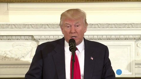 U.S. suspends fast vIsa application processing