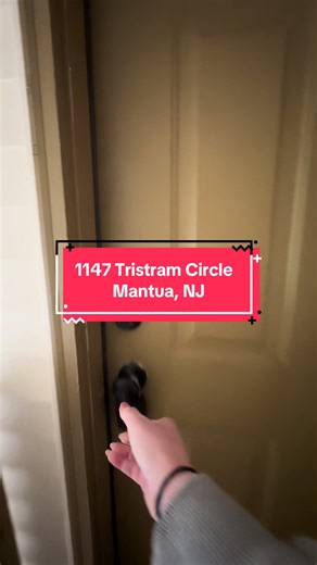 This one bedroom, one bathroom with a loft condo is listed for under $200,000! Perfect for someone looking to own but not in need of too much space with an affordable mortgage. Maybe we could even negotiate some seller credits👀 Message me today for a private tour! Nicole Truitt (856)571-5397 NicoleTruittRealtor@yahoo.com #GloucesterCounty #MantuaNJ #ClearviewHighSchool #SouthJersey #CheapHousesForSaleInSouthJersey