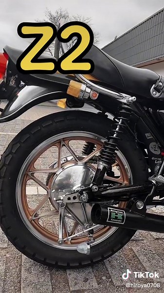 炭火焼鳥 とりあん別館 三宮店 (@hiroya0708) - Z2 Kawasaki Touring Experience | Engine Sound | Z2 750 Customization