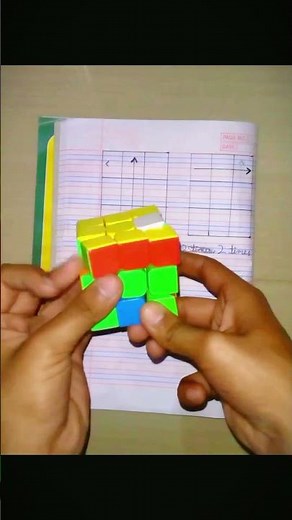 how to solve a Rubik Cube beginners tutorial 😱 #shorts #viral