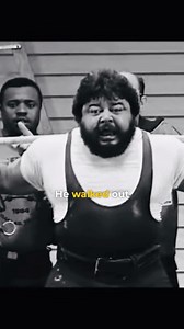 112K views · 921 reactions | The legendary story of Lee Moran’s 1000 pound squat. Another great clip from Power Unlimited. #powerlifting #squat #squats #squatting | APEMAN STRONG | Facebook
