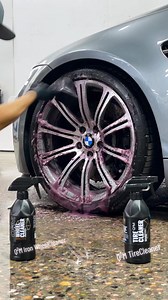 Q²M Iron WheelCleaner was developed to remove efficiently grime, dirt and brake dust. Q²M TireCleaner will soak deep in the porous structure of the material and loosen accumulated dirt and contamination. #GYEON #GYEONoriginal #Gyeonized