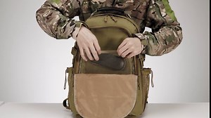backpack (Green Camo, 18.5 Inches)