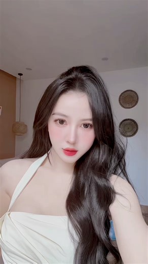 "Tình yêu của đàn ông rất dễ nhìn thấy , nếu em không thấy tức là không có ..." | Linh Tiny