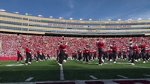 A 90’s halftime performance from the Badger Band: The University of Wisconsin Marching Band! 90’s grads, drop your class year in the comments! 👐⬇️ | Wisconsin Alumni