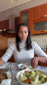 Mas lalo sigurong masarap ang kain ko,kung nakataas pa ang paa ko😂 | Florebil Maramot