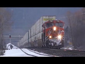 A Short Manifest, Two Long Q Trains at Track Speed, and a Pair of Eagles 4K