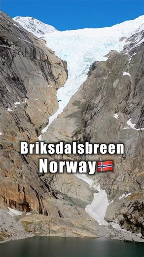 Briksdalsbreen Glacier: Where Blue Ice Glows in the Sun🩵