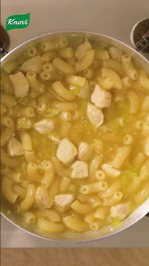Meaty and Delicious Chicken Sopas? 🍲 Dagdagan lang ng Knorr Chicken Cubes! 🟨