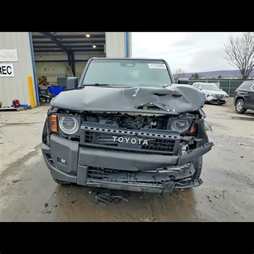 2024 Toyota Land Cruiser, 1958 vin: JTEABFAJ0RK011702