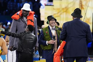 "We screwed up": Ernie Johnson and TNT apologize for 'inexcusable' reporting on Billy Ray Bates