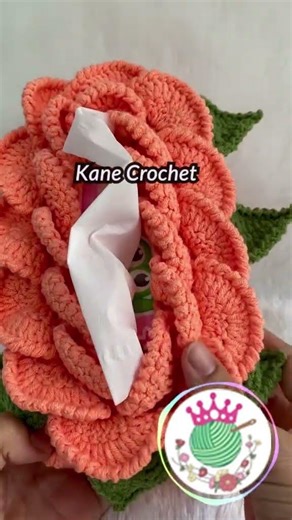 Beautiful Crochet Rose Tissue Cover 🌹 AA394