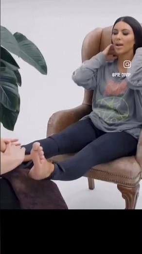 Kim Kardashian's throwback foot massage