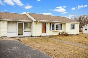 214 Russell Dr, Tiverton, RI 02878 - MLS 1379284 - Coldwell Banker