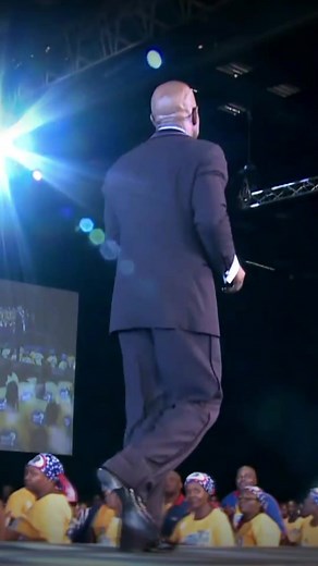 #ApostleSimonMokoena: Powerful Gospel Singer & Dancer