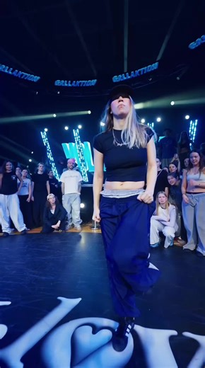 Emotional Moments in 'Went Gone' by Che Ecru