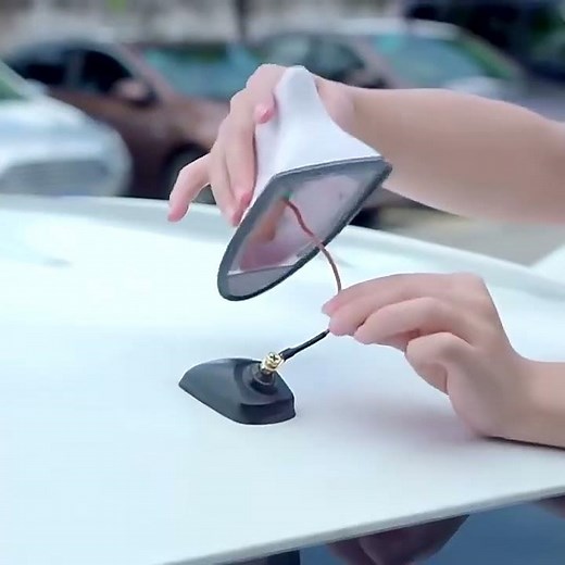 Car Universal Shark Fin Roof Antenna Radio FM Signal Aerial Accessories