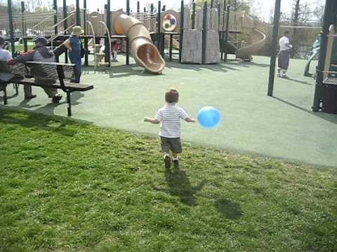 Mason Loses A Balloon