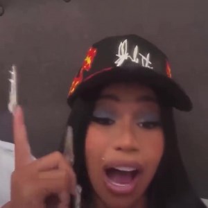 9.2K views · 193 reactions | #CardiB responds to people criticizing her for smoking cigarettes  #inthestreetztv #hiphopmusic #hiphopnews | Inthestreetztv Reloaded | Facebook
